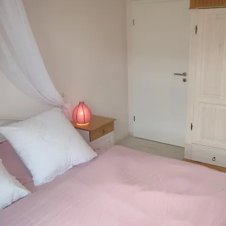 Vakantiehuis Luxurious Holiday In Oos Eifel With Sauna Gerolstein