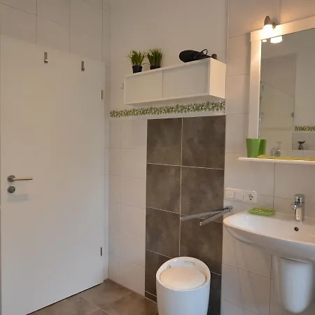 Luxurious Holiday In Oos Eifel With Sauna Vakantiehuis *
