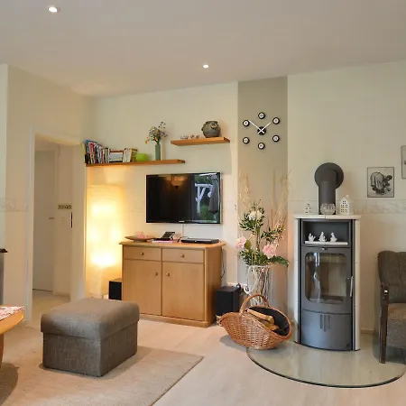 Luxurious Holiday In Oos Eifel With Sauna Vakantiehuis Gerolstein